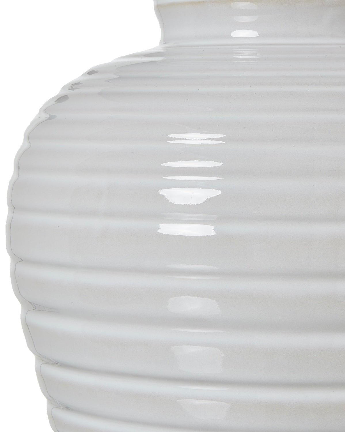 White ceramic ribbed urn-style lamp from Hill Interiors, stylish lighting fixture with a smooth, rounded design.