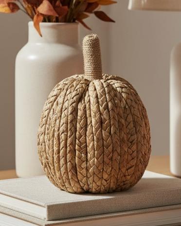 Natural Rattan Plaited Tall Pumpkin – Rustic Handmade Autumn Decoration