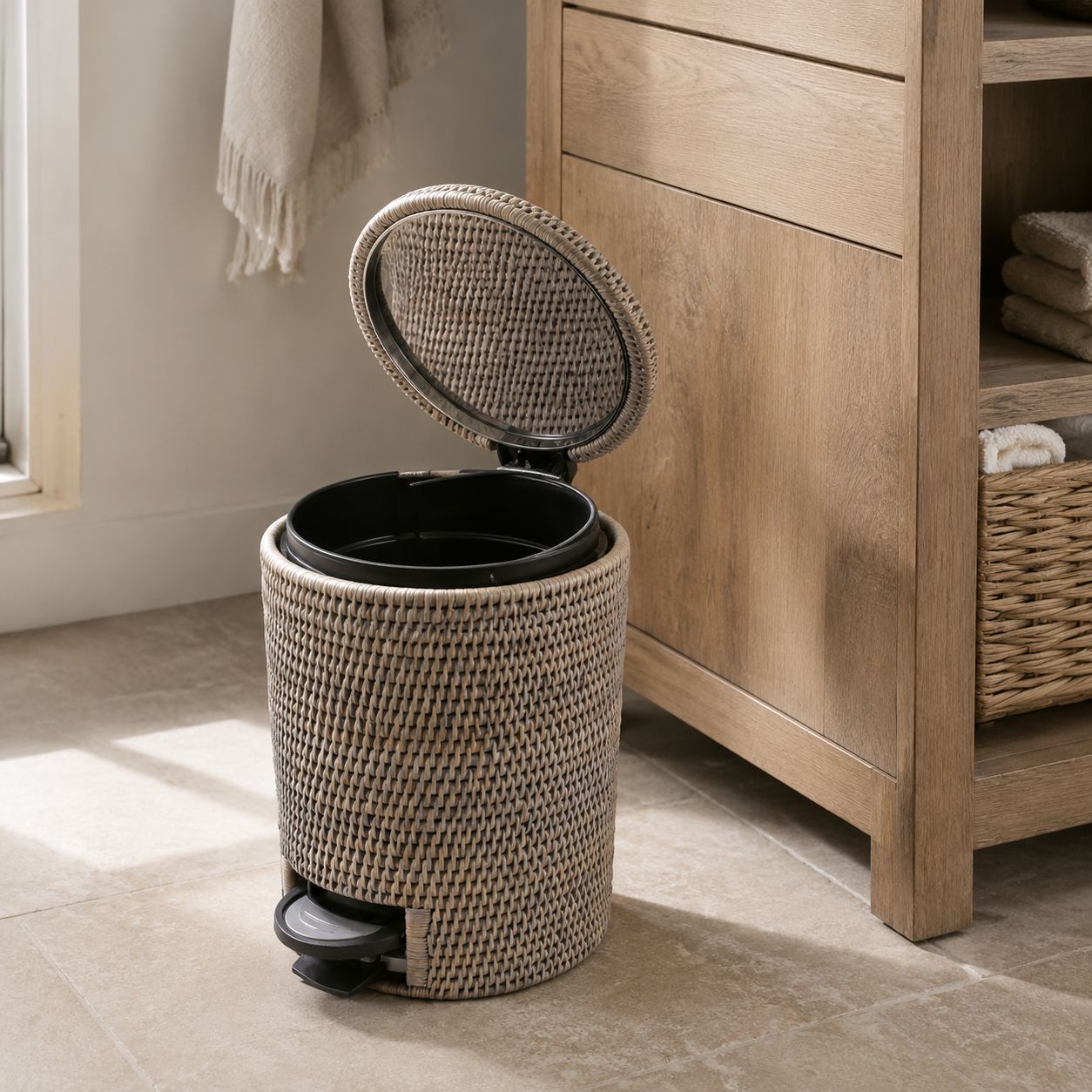 Rattan Round Pedal Waste Paper Bin