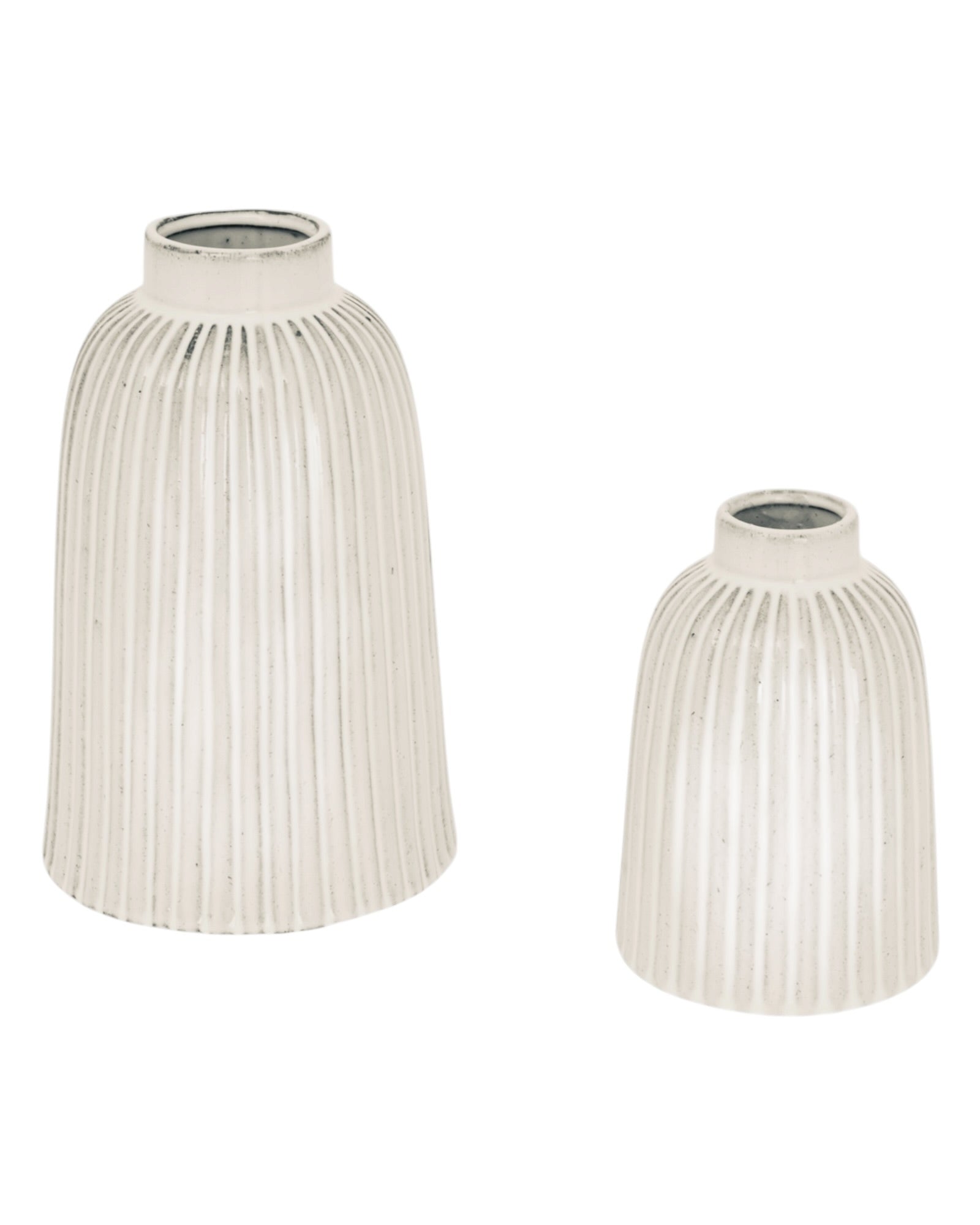 Hill Interiors Monte Medium Ribbed Vase with textured ribbed surface, ideal for floral arrangements or home decor.