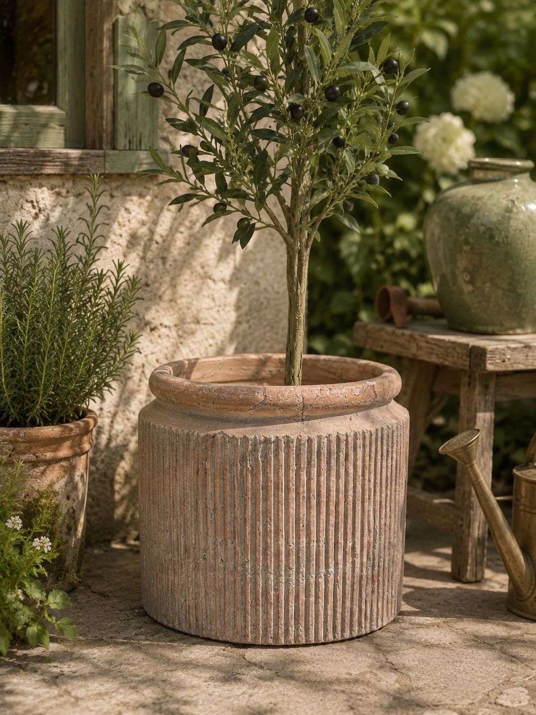 Siena Matt Brown Stone Dolly Plant Pot