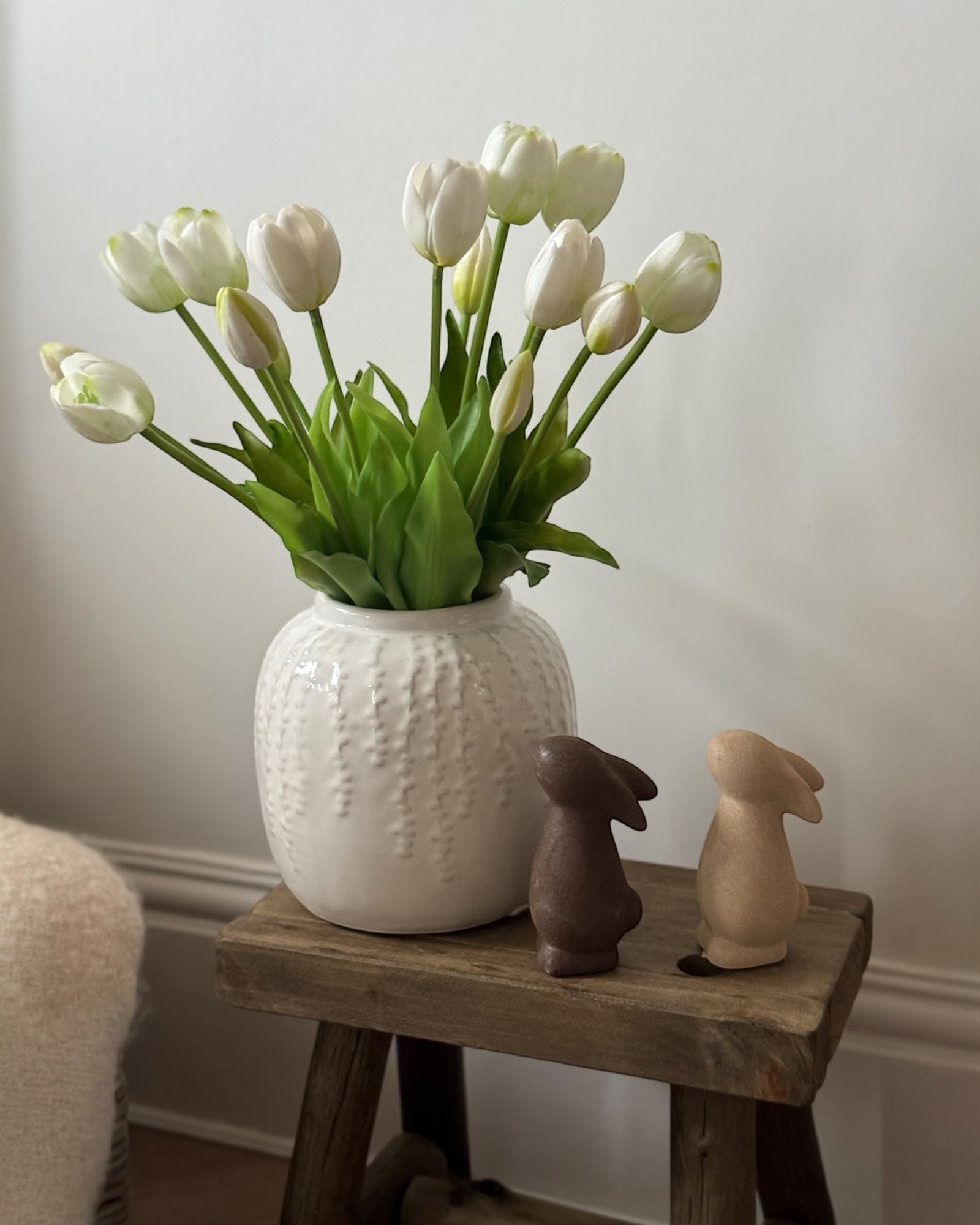 Bunch of 5 white artificial tulip stems from Starlight Express, ideal for spring floral decor and indoor arrangements.