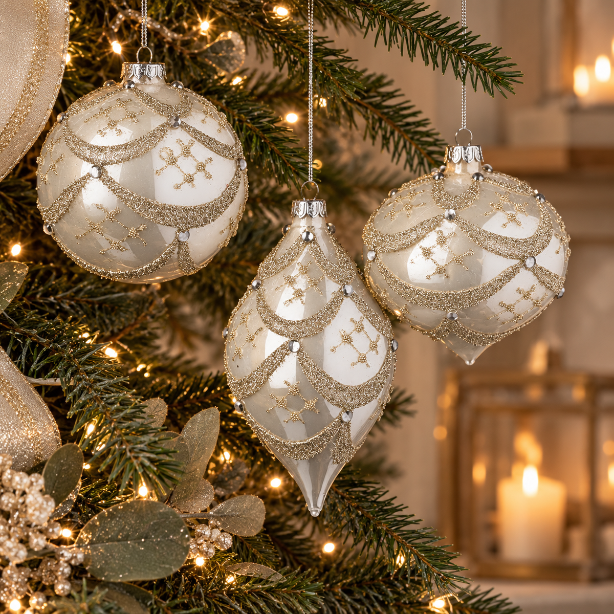 Pearl and Silver Ornate Bauble