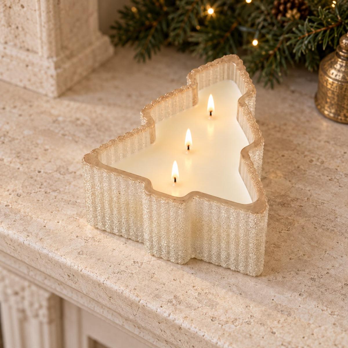 Christmas Tree Scented Candle - Wild Berries