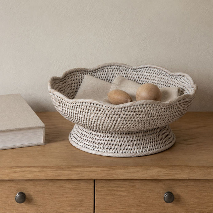 Rattan Scalloped Footed Fruit Bowl