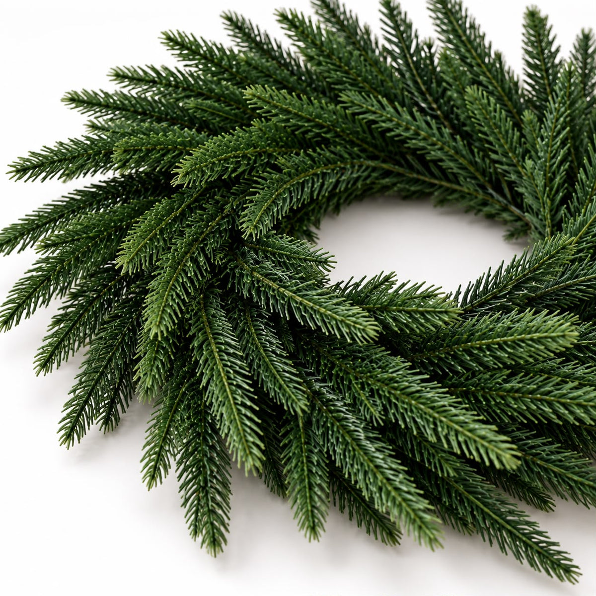 Artificial Luxury Green Norfolk Candle Ring