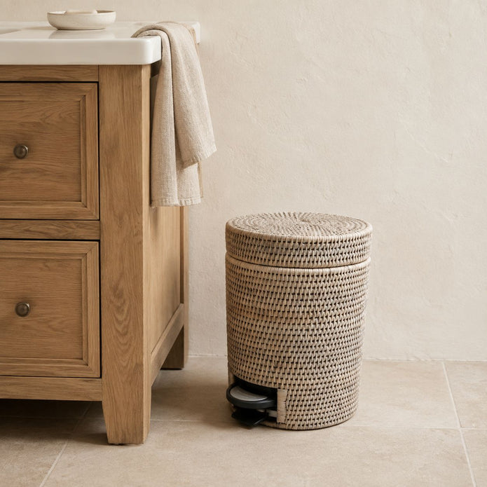Rattan Round Pedal Waste Paper Bin