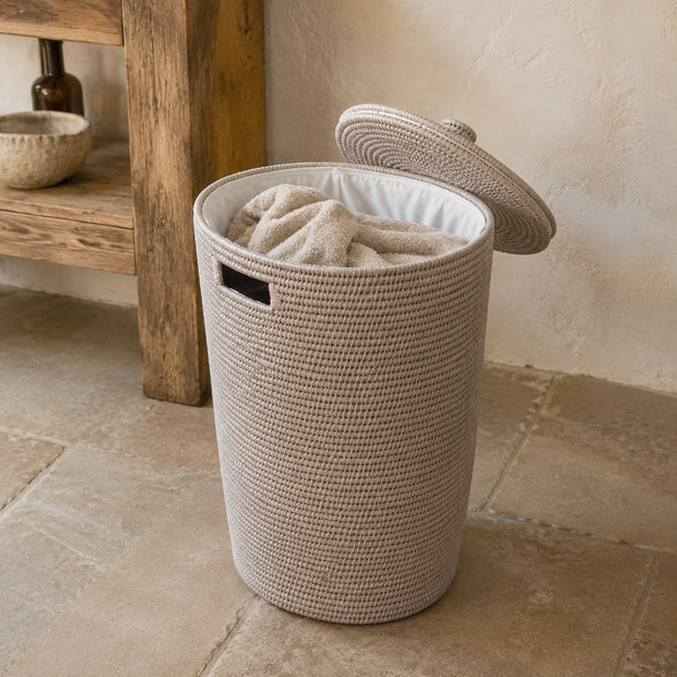 Rattan Laundry Basket With Lid - PRE ORDER MID OCTOBER DELIVERY