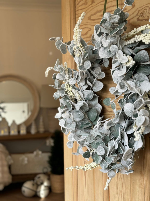 Extra Large White Eucalyptus Foliage Leaf Wreath