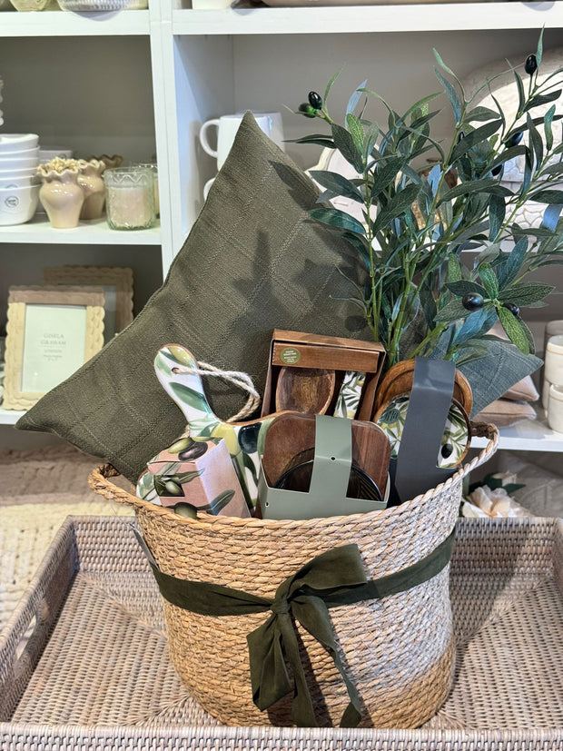 Garden New Home Gift Basket