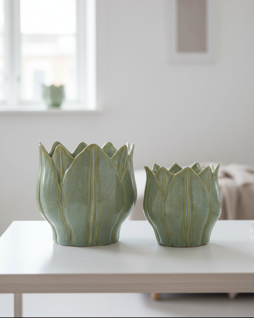 Green Ceramic Leslie Tulip Pot