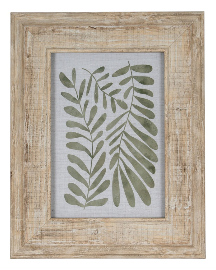 Neutral wooden Skye photo frame by Hill Interiors, showcasing a stylish rectangular picture frame with a natural wood finish.