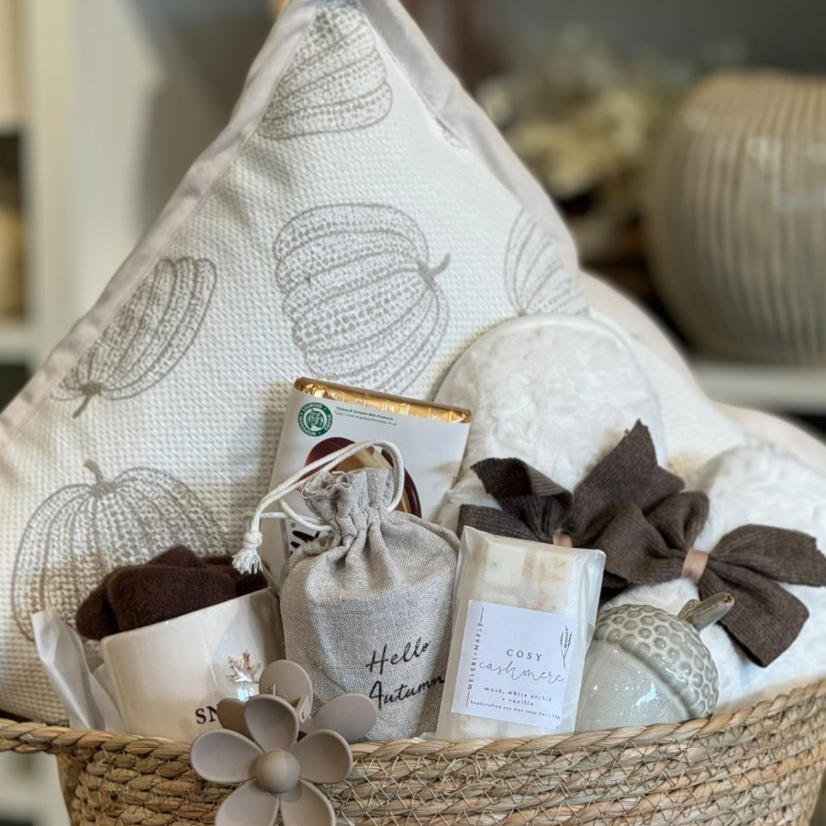 Autumnal Boo Gift Basket - Neutral