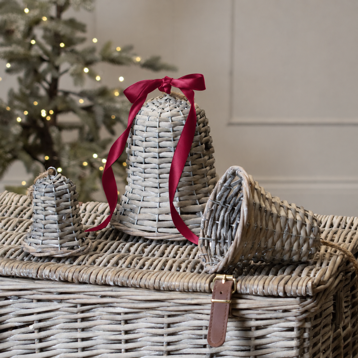 Wicker Bell Hanging Decoration