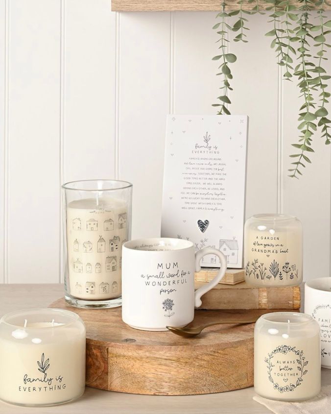 Beige Moments Double Wick Candle - Happy Home