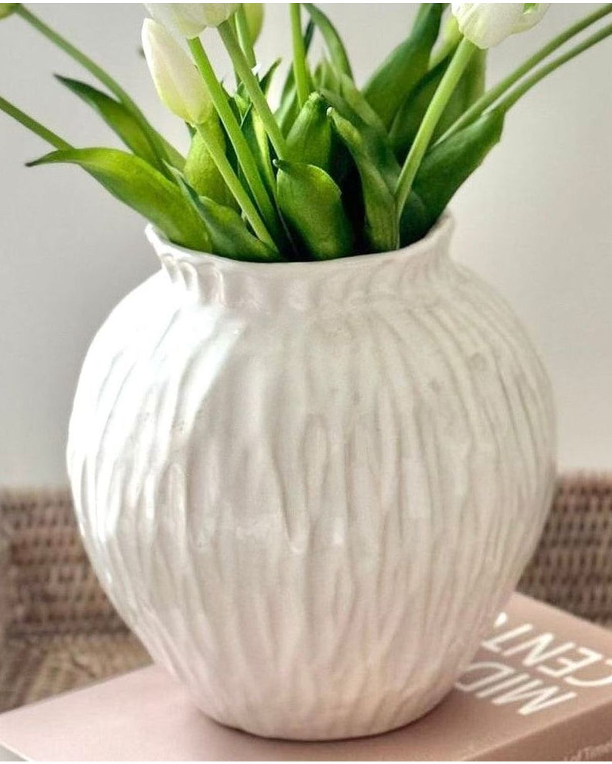 Hill Interiors Numa Round Glazed Vase with a smooth, rounded shape and glossy finish, perfect for decorative floral arrangements.
