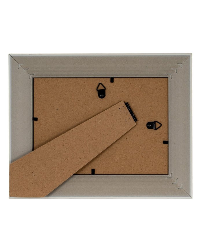 Neutral wooden Skye photo frame by Hill Interiors, showcasing a stylish natural wood finish for wall or tabletop display.