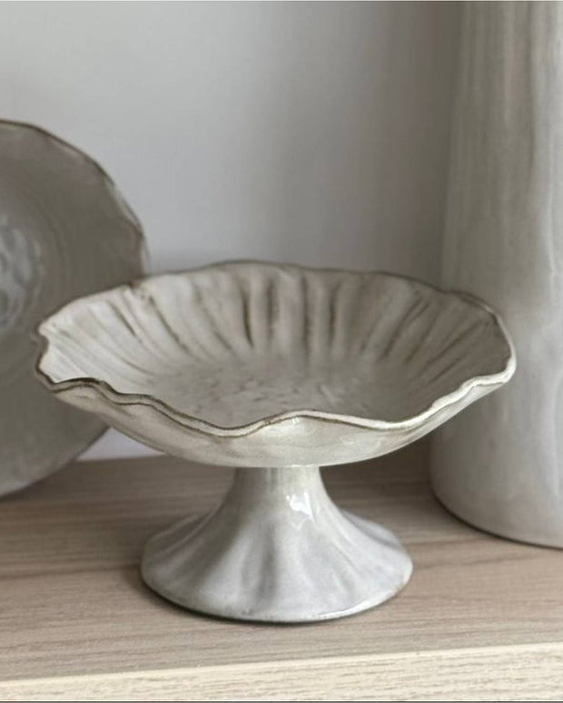 Beige Stoneware Pinched Footed Bowl