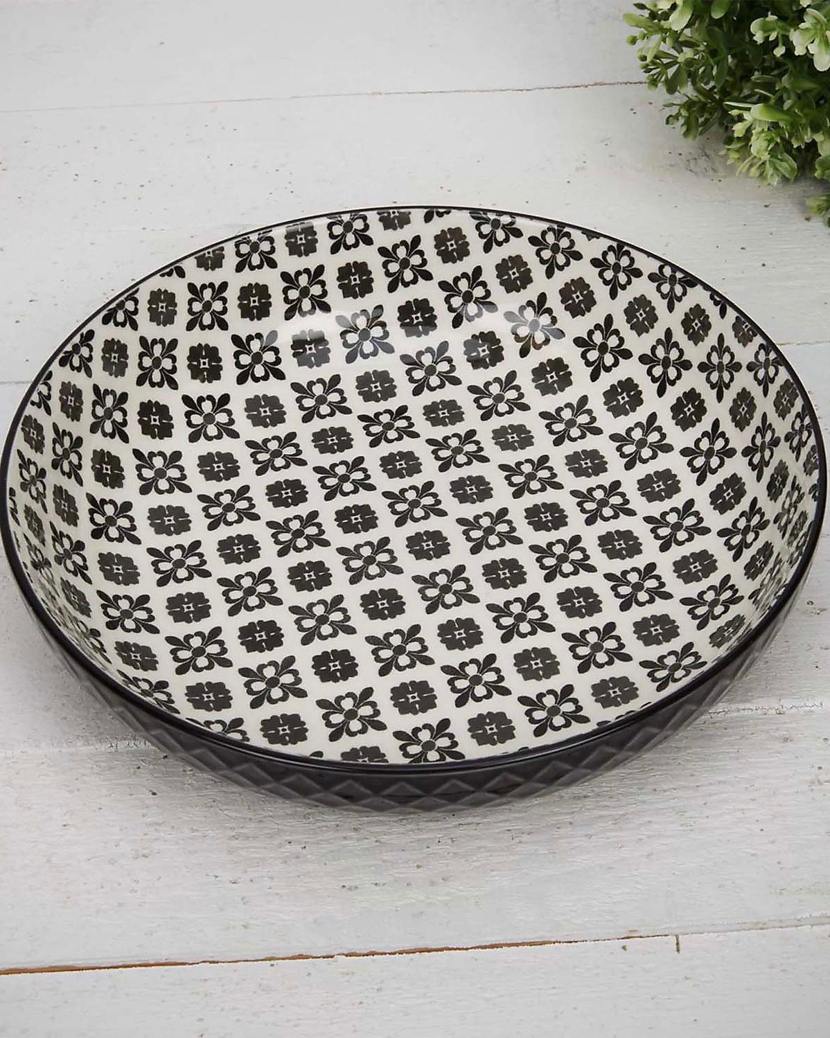 Patterned Nordic Monochrome Pasta Bowls - Set of Four