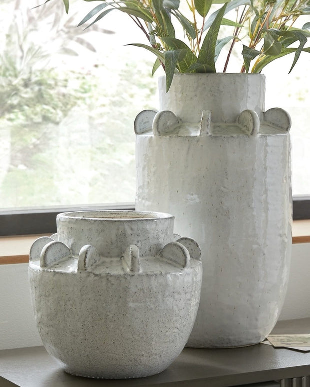 Dara White Ceramic Wide Neck Textured Vase