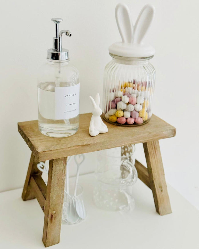 Natural wooden rustic display bench and riser by Gisela Graham, small or large for home decor, showcasing a handcrafted wooden design.