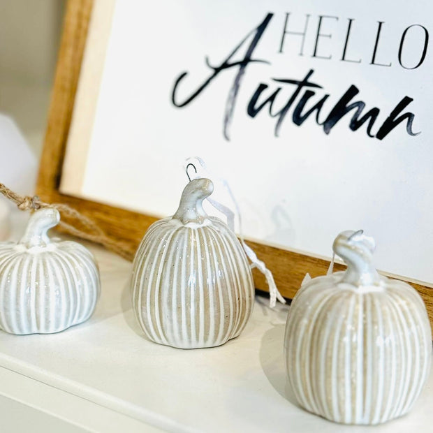 White Wooden Hello Autumn Sign