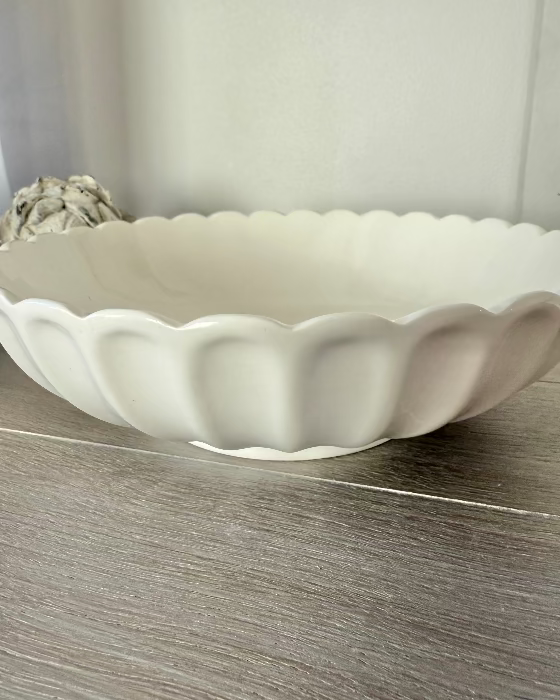 Barbuda Small Scalloped Round Wavy Bowl - Lulu Loves Home Lulu Loves Home 