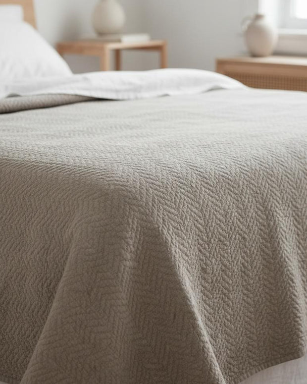 Henderson Taupe King Size Quilted Bedspread