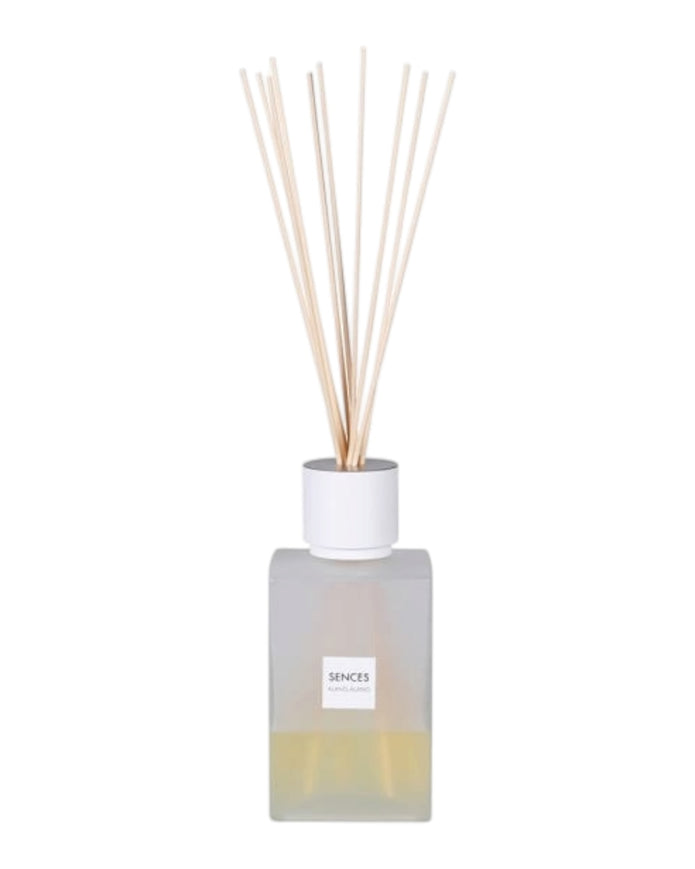 White Alang Alang XXL Reed Diffuser from Coach House, 6000ml home fragrance bottle with white reeds for aromatic scent diffusion.