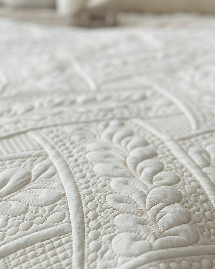 Cream Luxury Linen Bed Runner Quilt