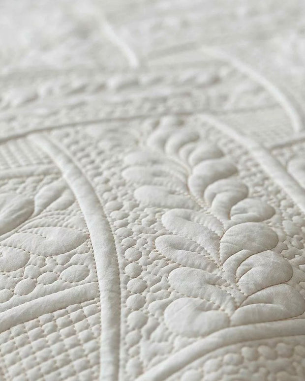Cream Luxury Linen Bed Runner Quilt