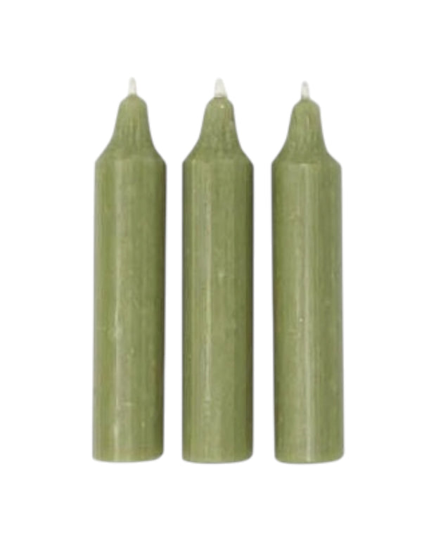 Moss green short dinner candle from Terrace & Garden Ltd, showing a sleek, cylindrical candle suitable for table settings.