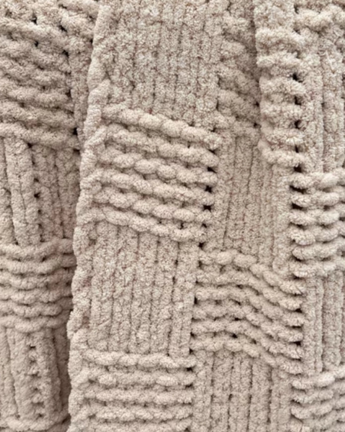 Beige checkered chenille chunky knit blanket throw from Starlight Express, soft furnishings with cozy, textured fabric.