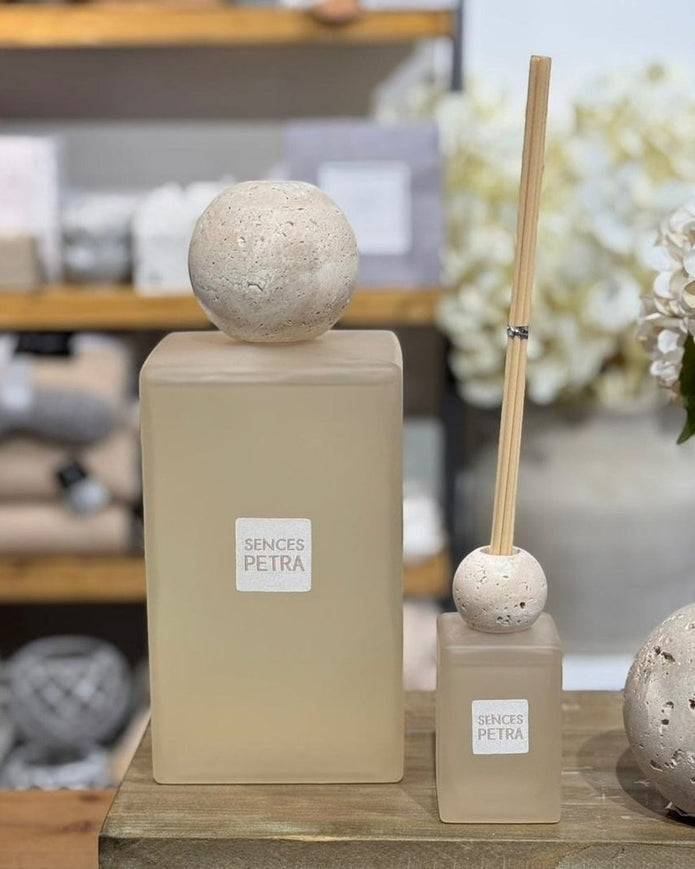 Sences Petra Small Reed Diffuser with Travertine Ball Top - White Alang Alang