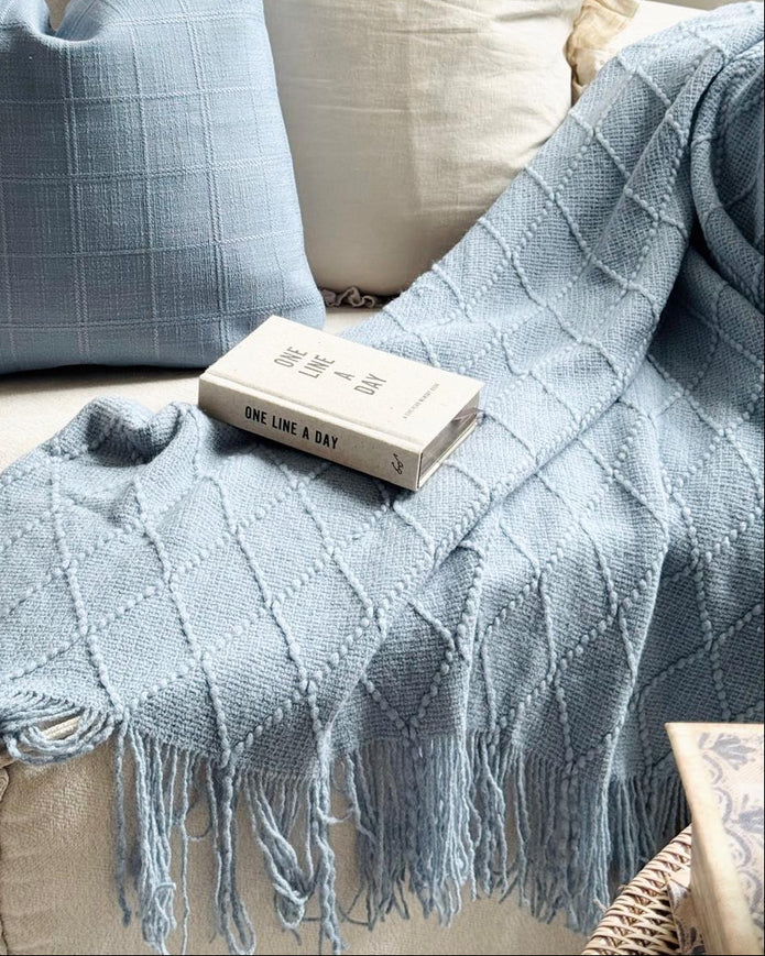 Ocean Blue Diamond Pattern Knitted Throw