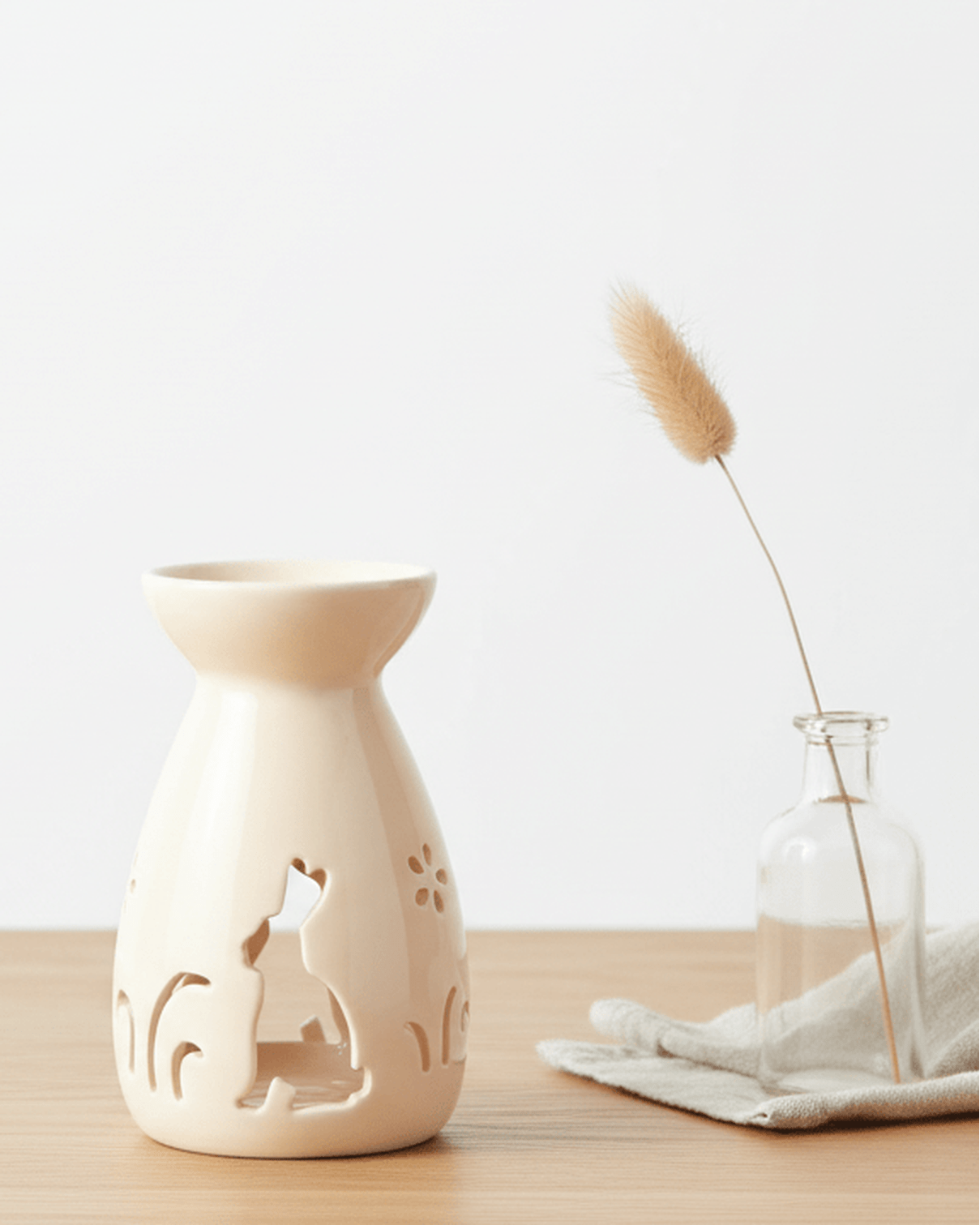 White Bunny Wax Melt & Oil Burner | Ceramic Easter Fragrance