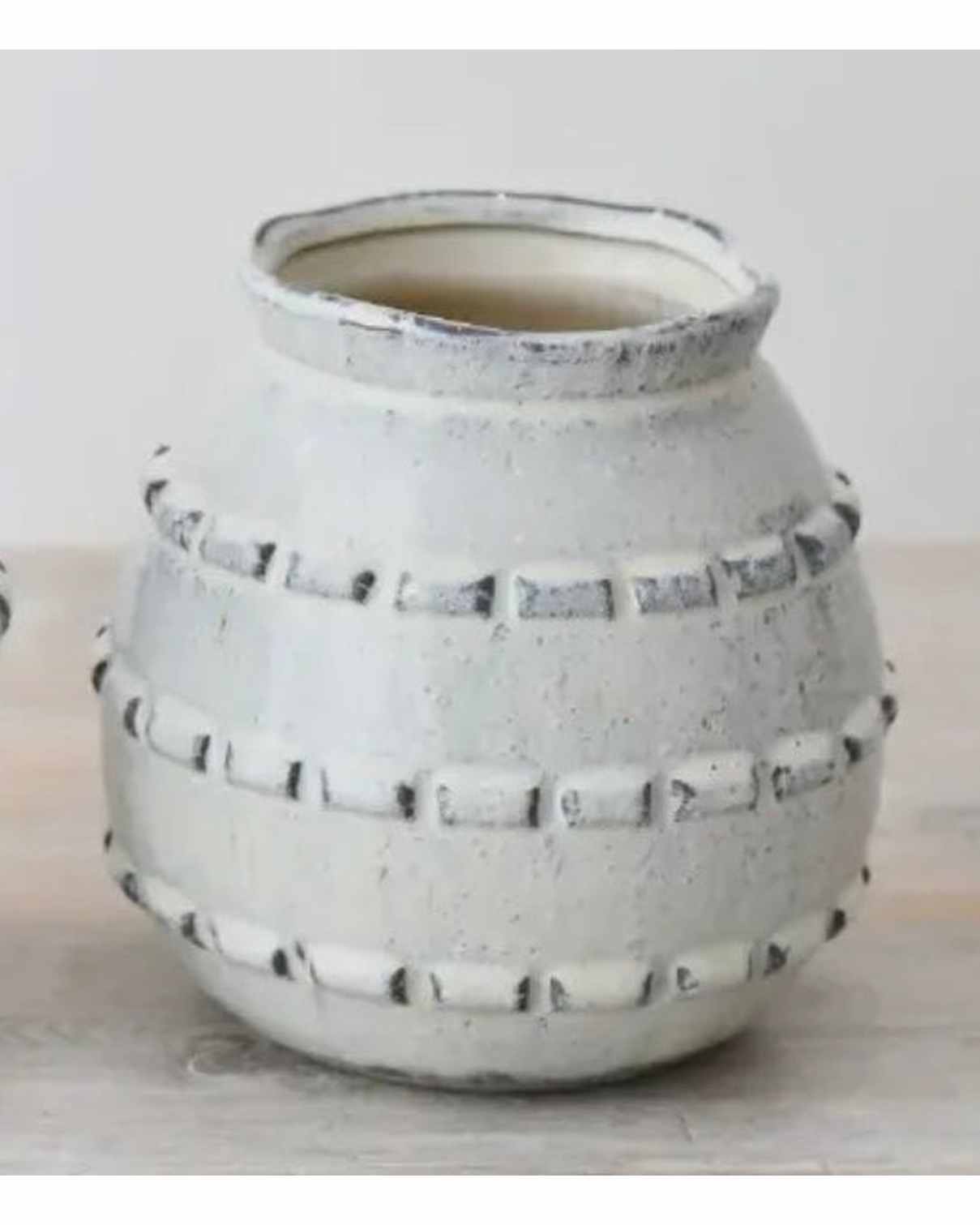 White Ceramic Deke Vase