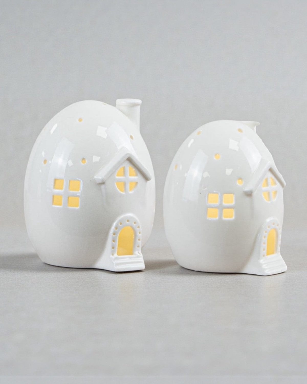 White LED Light Up Egg Houses - Set Of Two