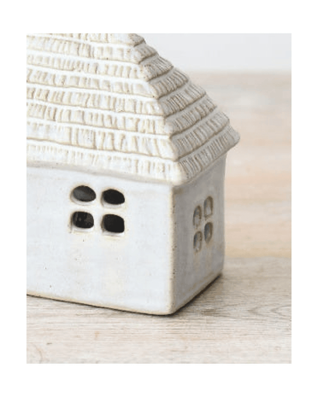 White LED Light Up Thatched Roof Style Cottage