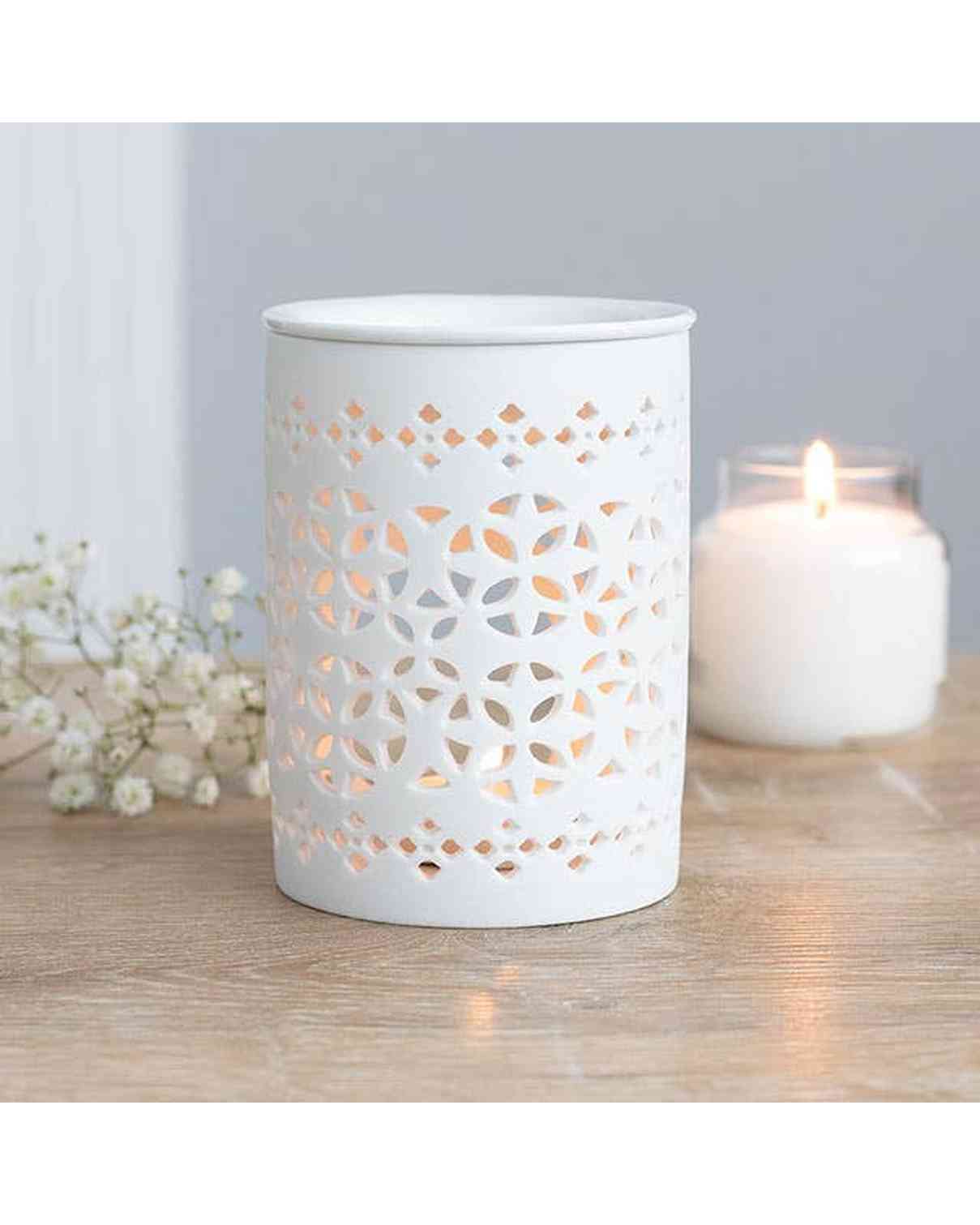 White Matte Cut Out Oil Burner and Wax Warmer