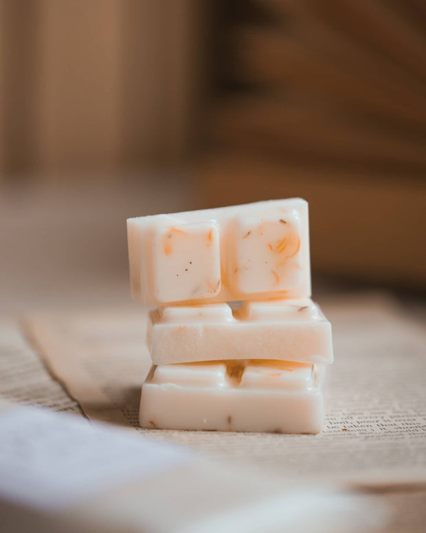 Meleri and Maple Co scented wax melt snap bar in Morning Coffee flavor, showing a rectangular wax melt with coffee-inspired scent.