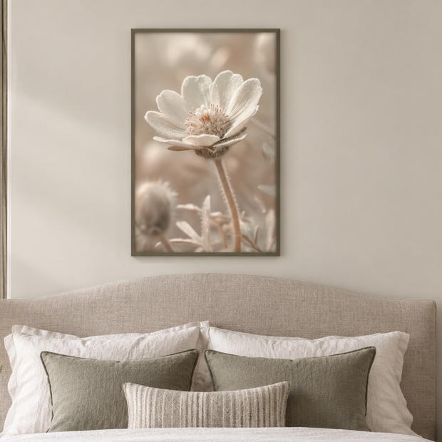 Brayden and Brooks Large Botanical Framed Wall Art — Daisy