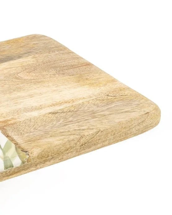 Handcrafted olive pattern mango wood and melamine square chopping board set for kitchen and dining use.