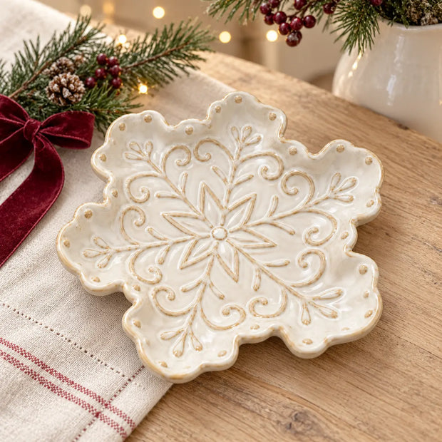 Satchville ceramic Christmas snowflake plate with a natural white snowflake design, perfect for holiday kitchen decor.
