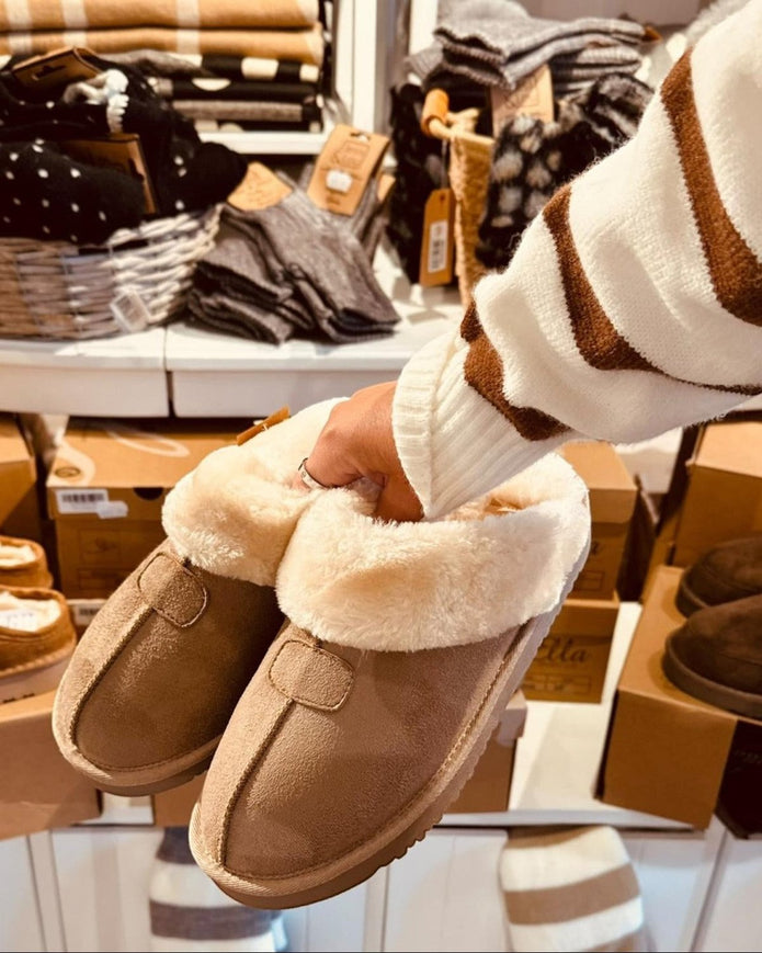 Faux Fur Lined Cosy Slippers - Beige
