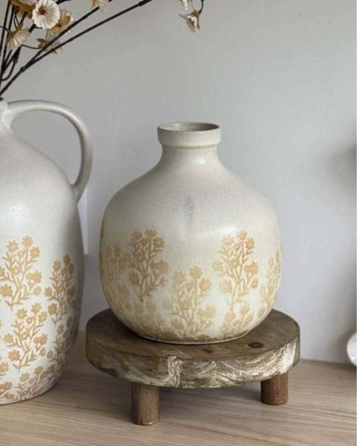 Natural wooden round rustic display riser by Gisela Graham, small or large home decor piece, showcasing a smooth, natural wood finish.