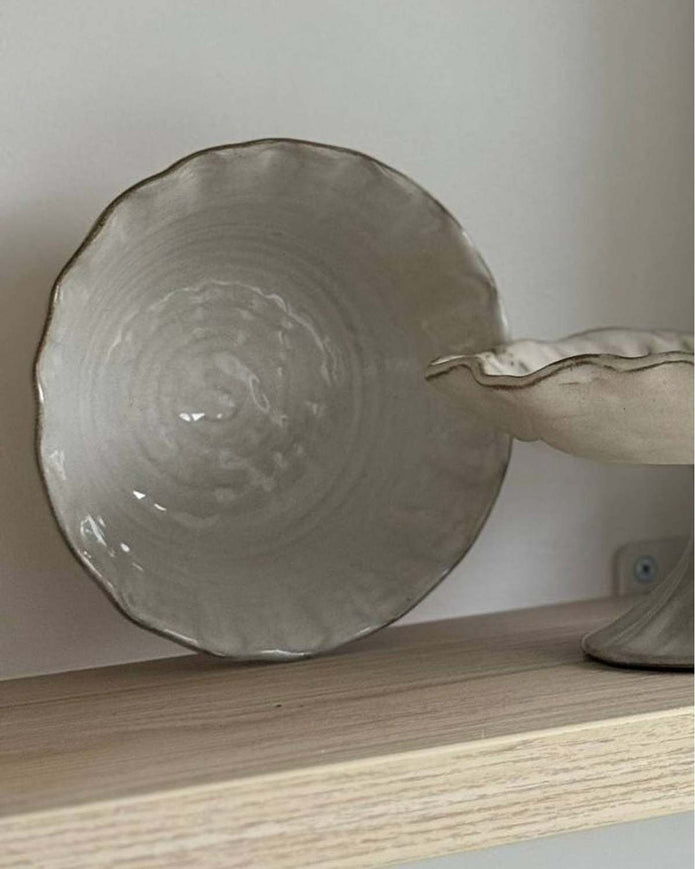 Beige stoneware pinched bowl by Gisela Graham for kitchen and dining, featuring a handcrafted, textured design.