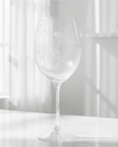 Clear wine glass with etched vine design by Gisela Graham, perfect for elegant kitchen and dining use.