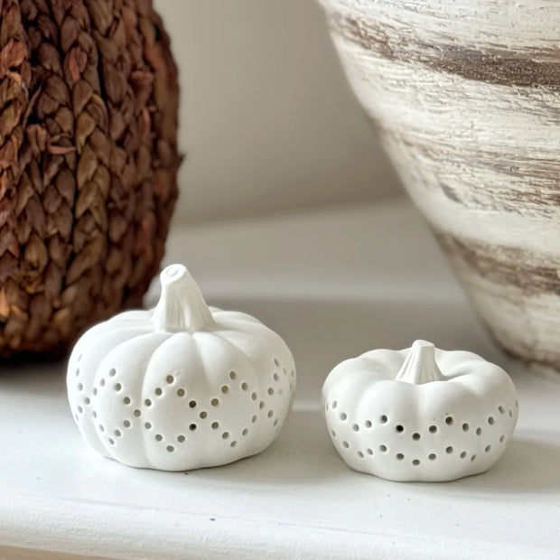 White Ceramic Light Up LED Pumpkin – Elegant Illuminated Autumn Decoration - Seasonal Decor - AutumnSeasonal Decor - Autumn - Lulu Loves Home