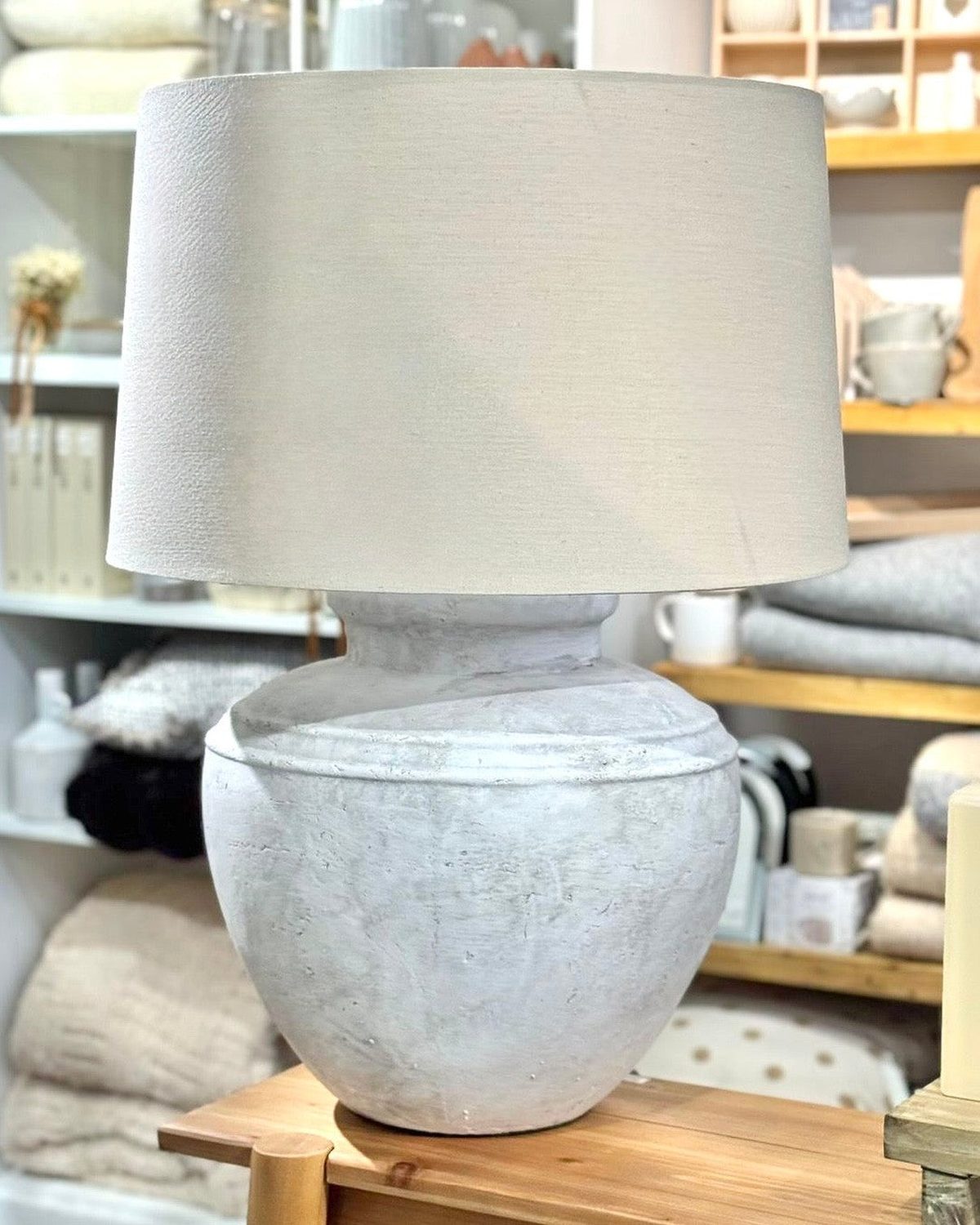 Extra large ribbed stone lamp from Hill Interiors, the Ludlow lighting piece, featuring a textured design and 76cm height.